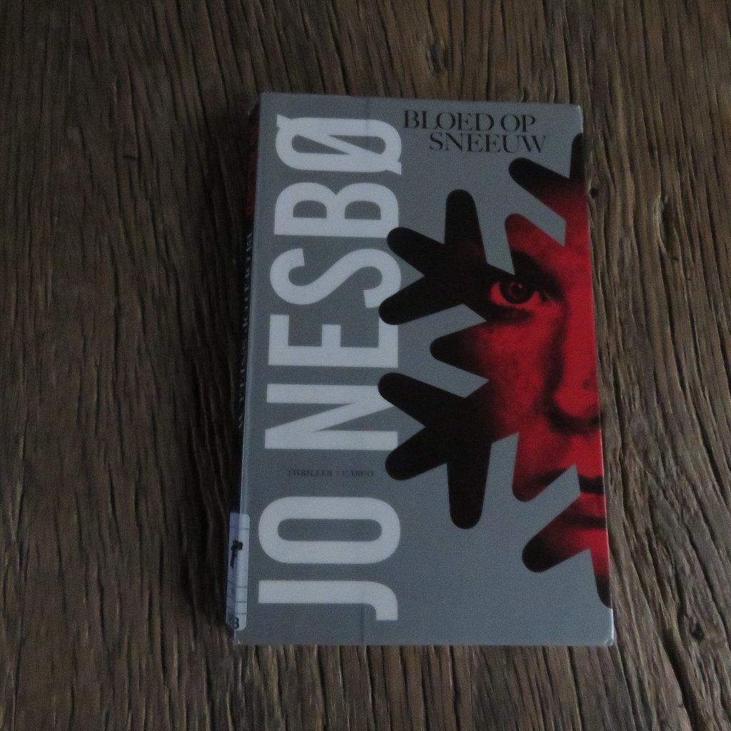 Jo Nesbo Bloed op sneeuw, Boeken, Ophalen of Verzenden