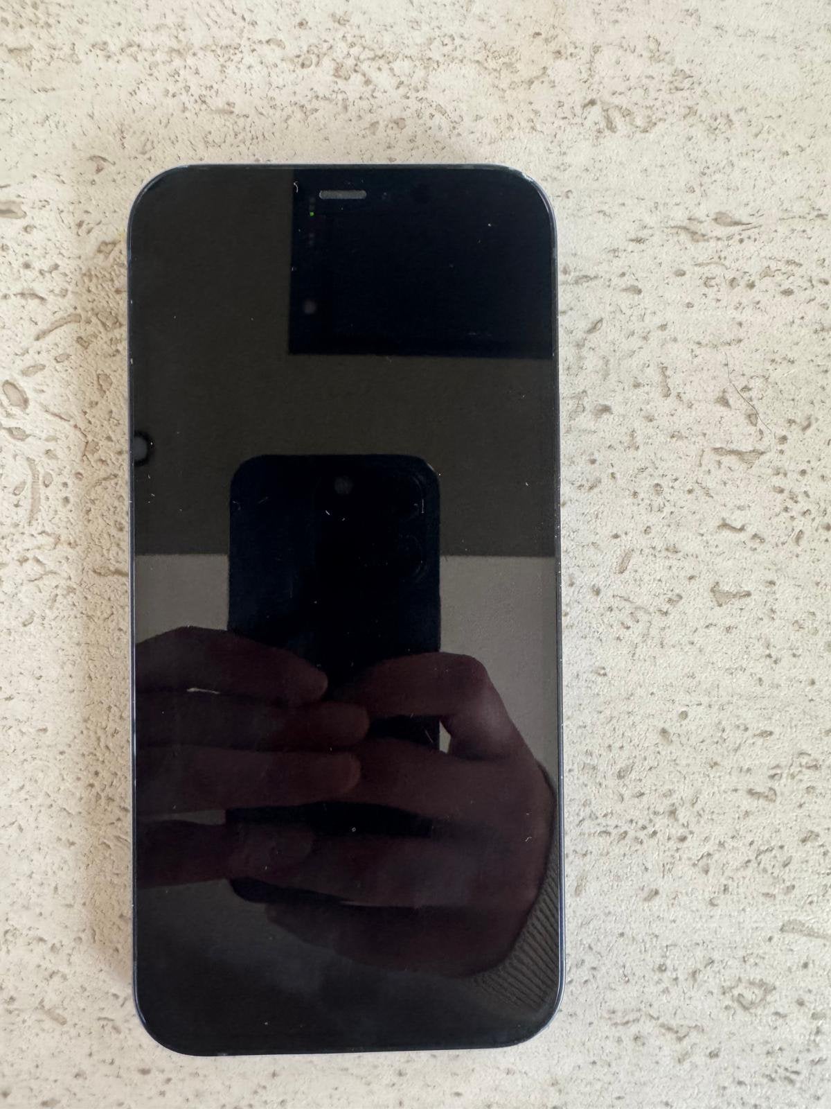 Iphone 12 noir 64 Go, Télécoms, Protecteur d'écran inclus, Métal, Comme neuf, IPhone 12
