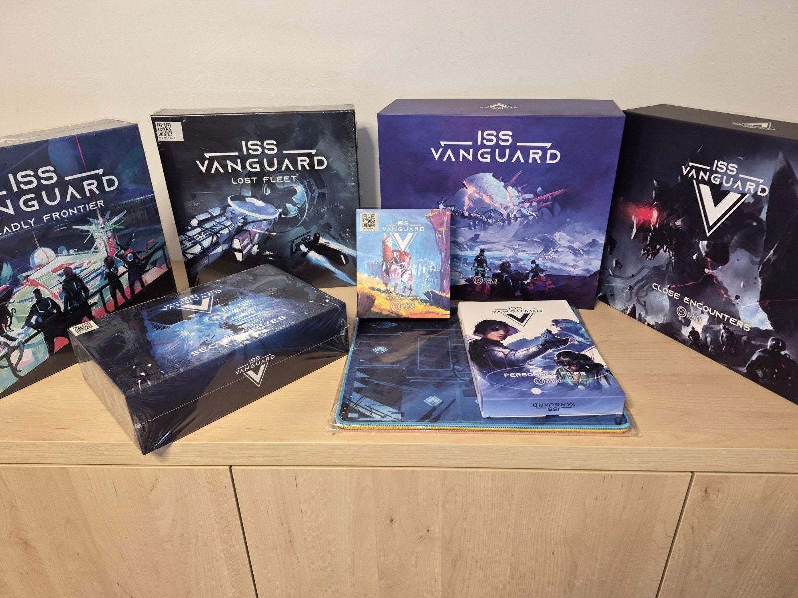 ISS Vanguard groot lot, Trois ou quatre joueurs, Enlèvement, Neuf, Awaken Realms