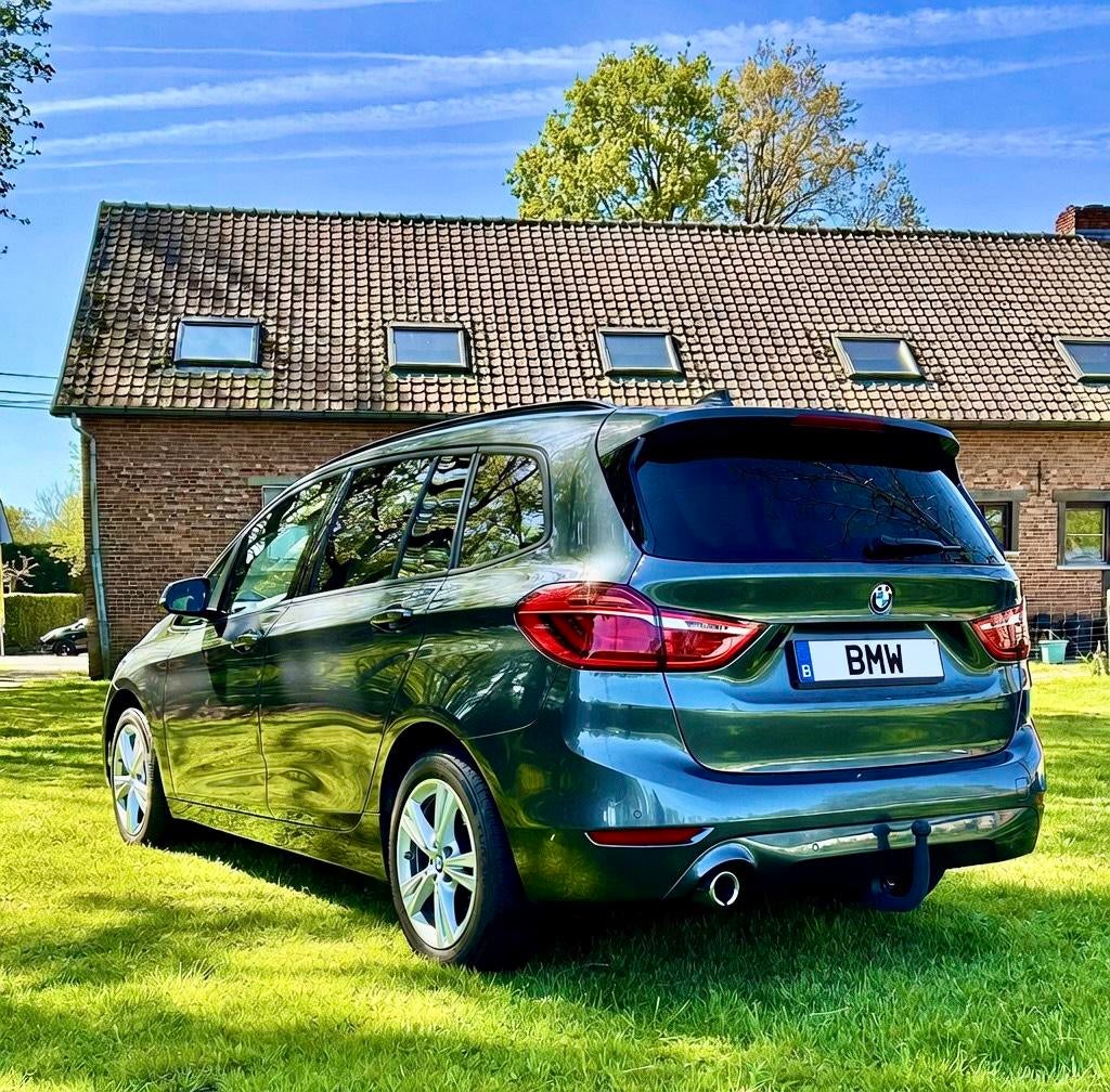 Bmw 216d gran tourer, Auto's, Voorwielaandrijving, Monovolume, Overige kleuren, Leder