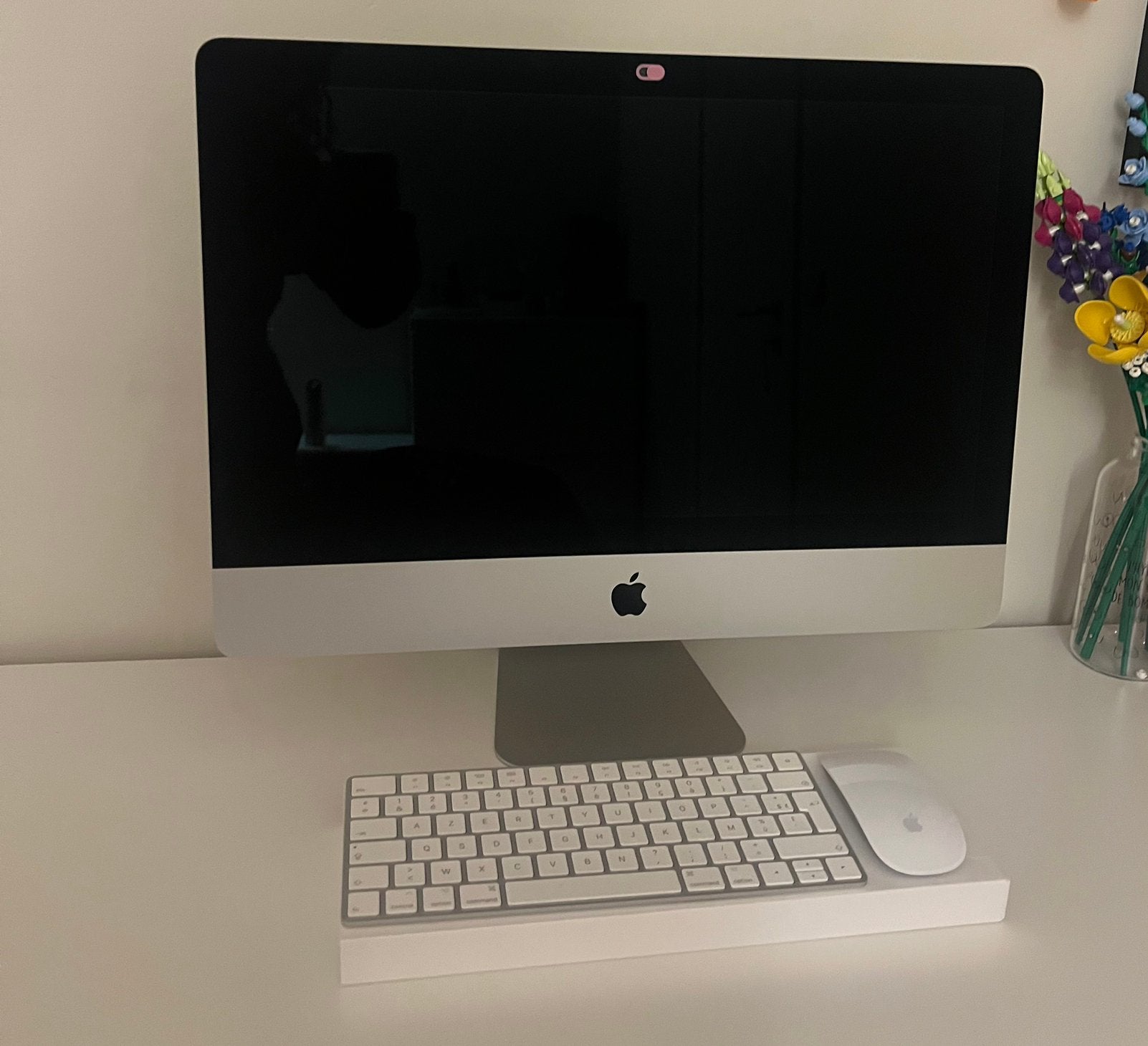 Apple iMac 21,5" 2020 — Intel Core i5 — 8 GB RAM 256 GB SSD, 2 tot 3 Ghz, IMac, Ophalen of Verzenden, Zo goed als nieuw