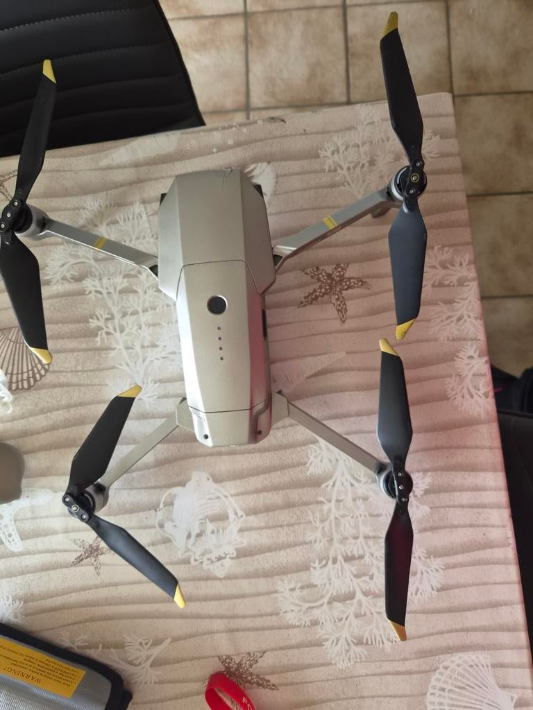 Drone  dji  mavic pro, TV, Hi-fi & Vidéo, Drones, 250 à 900 g, Stabilisateur (gimbal), 5 à 10 km, Comme neuf