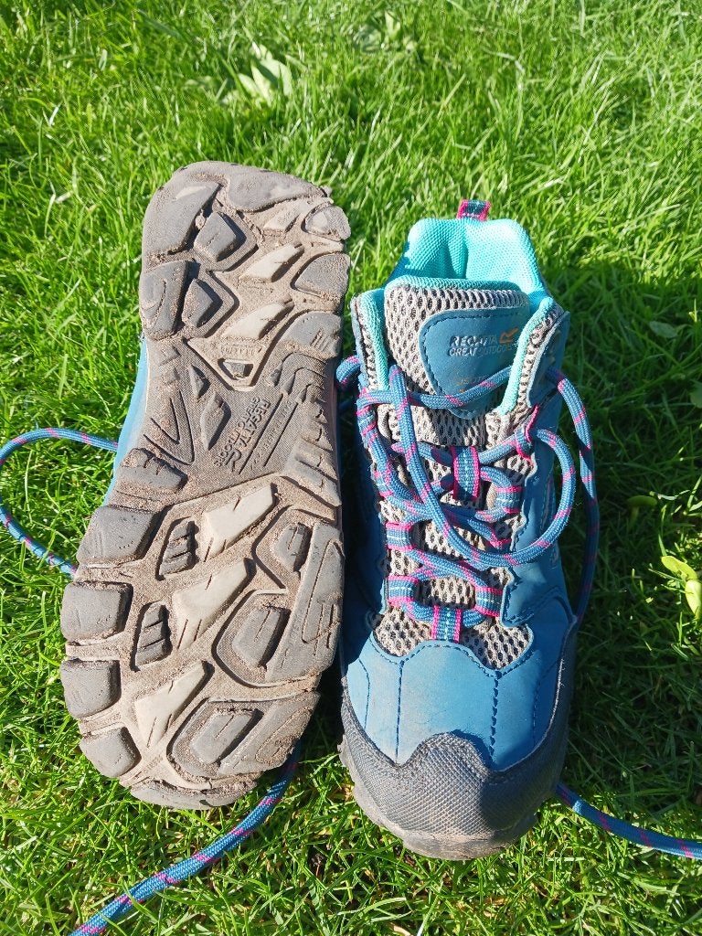 Waterdichte wandelschoenen (maat 32), Sport en Fitness, Bergsport en Wandelen, Ophalen, Gebruikt