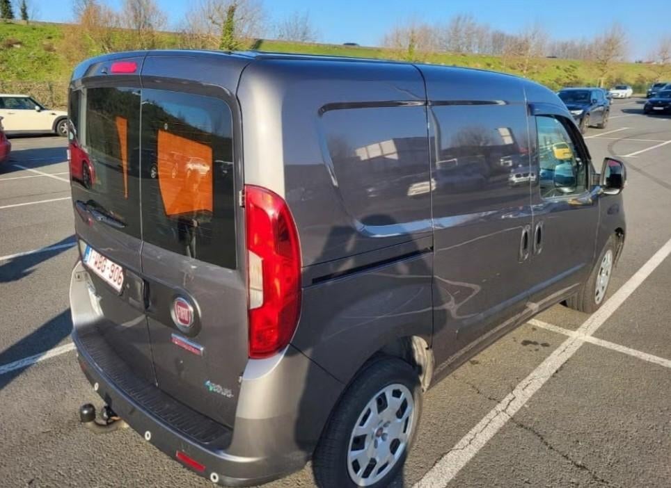 Fiat doblo cng benzine  1.4, Auto's, Bluetooth, Euro 5, Doblo, Handgeschakeld