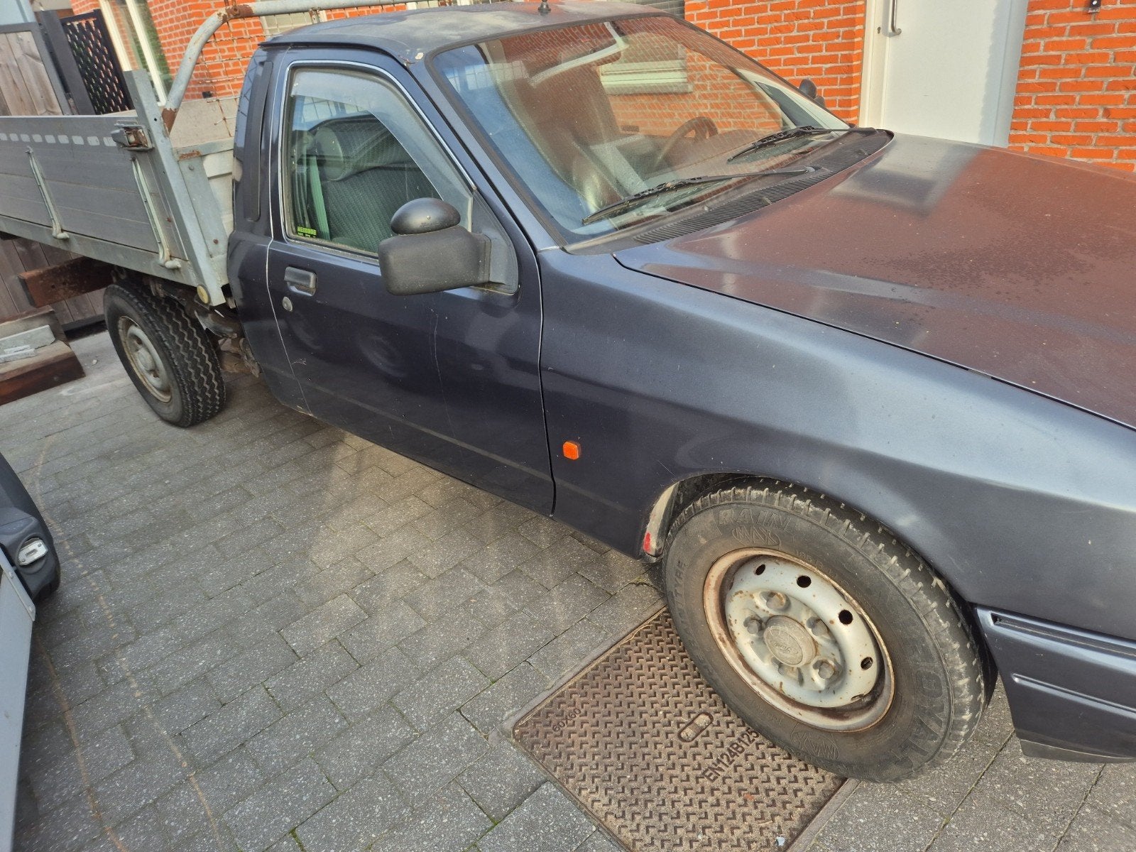 Ford Sierra pick up, foto 3