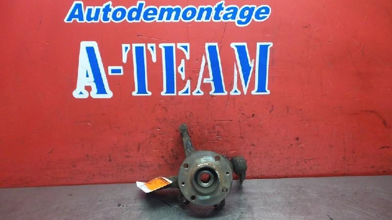 FUSEE AVANT GAUCHE Renault Twingo (C06) (01-1993/06-2007), Utilisé, Renault