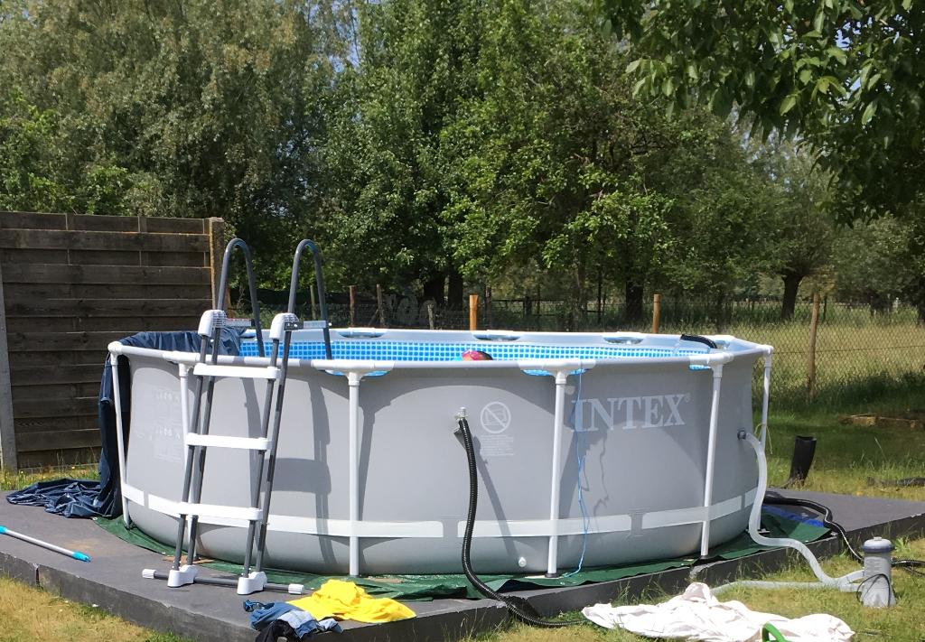 Intex zwembad te koop,optioneel met houtgestookte verwarming, Ophalen, 80 tot 120 cm, Rond, 300 cm of meer
