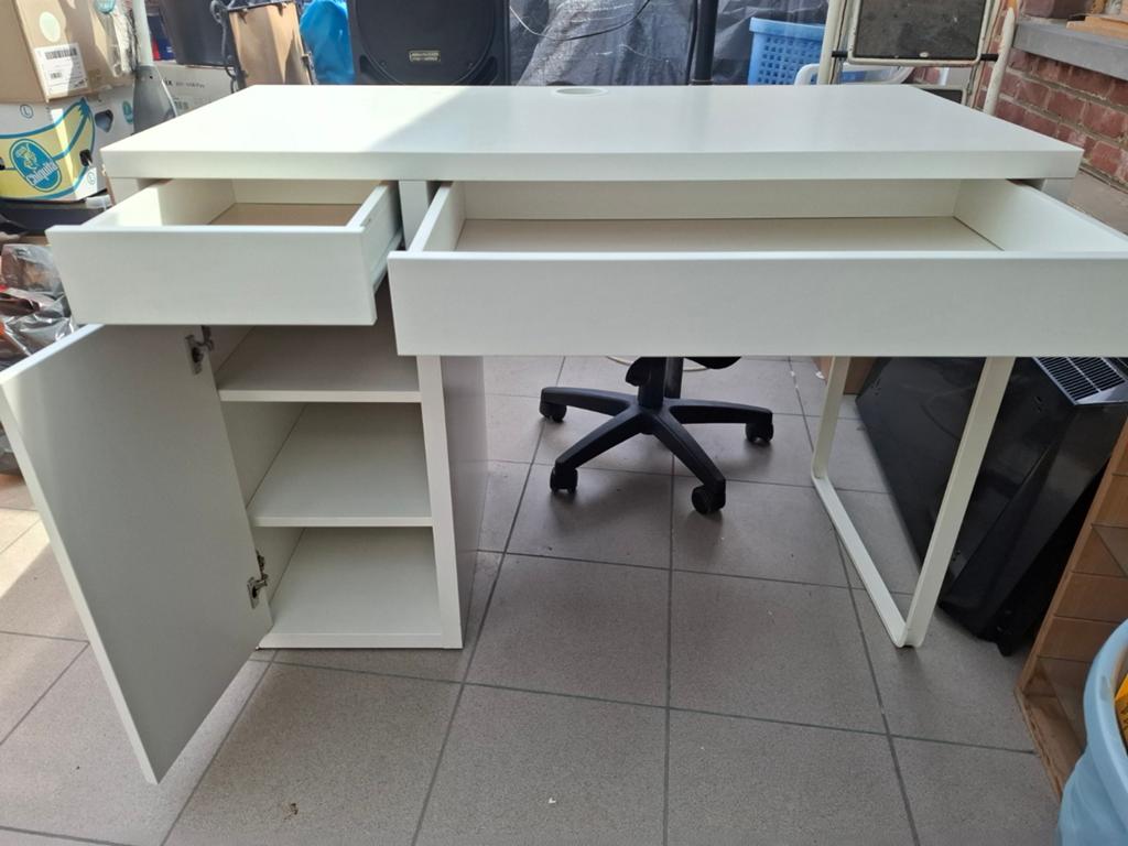 Bureau et chaise pour enfants, Enlèvement