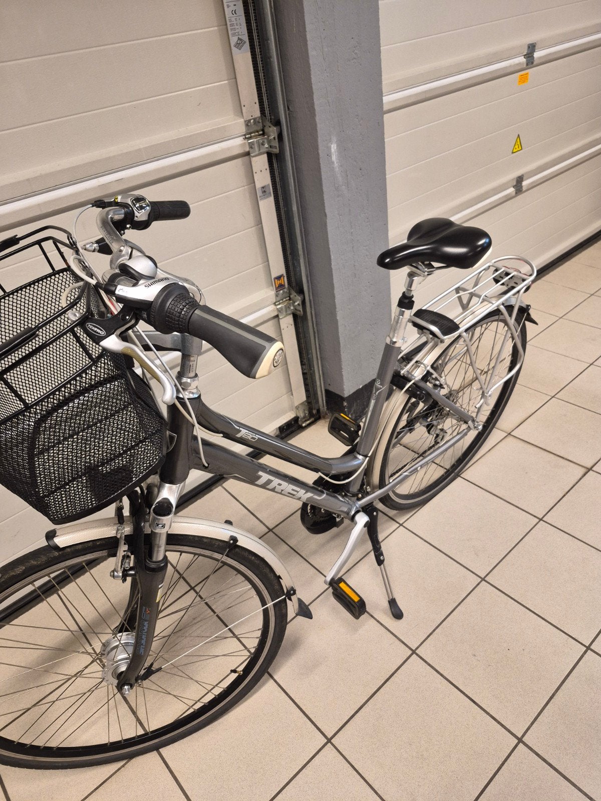 Damesfiets Trek T80, Fietsen en Brommers, Fietsen | Dames | Damesfietsen, Gebruikt, Velgrem, Versnellingen, Ophalen