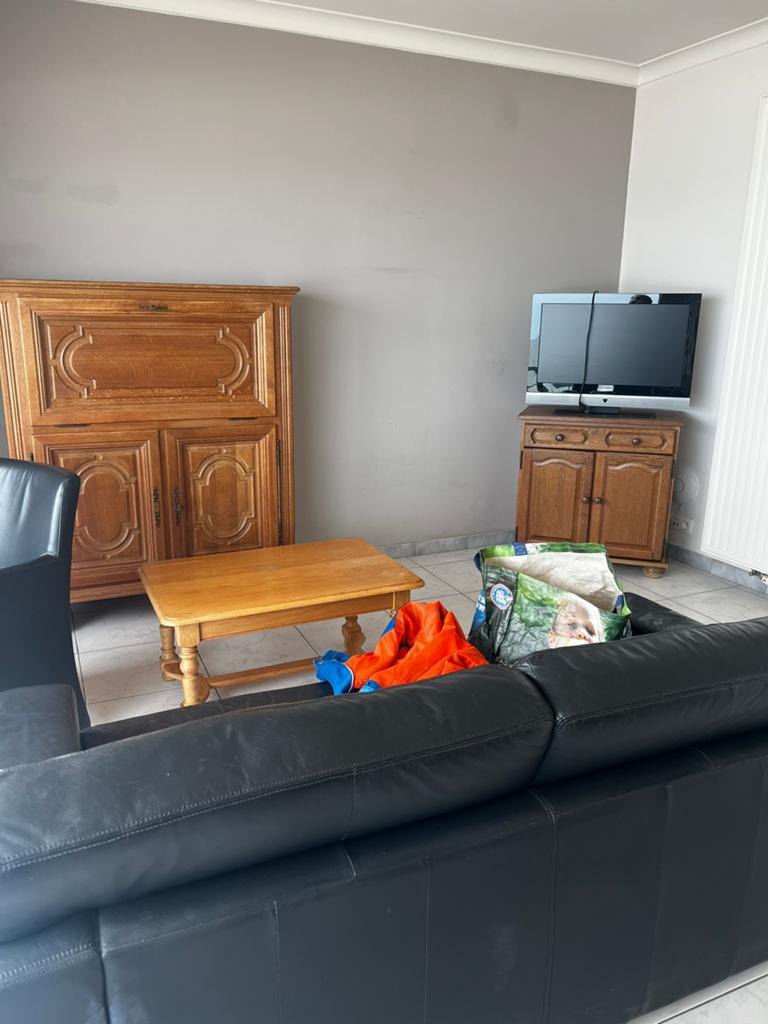 Eethoek en kasten, Enlèvement, Comme neuf, Klassiek, licht beige., 4 à 6 chaises