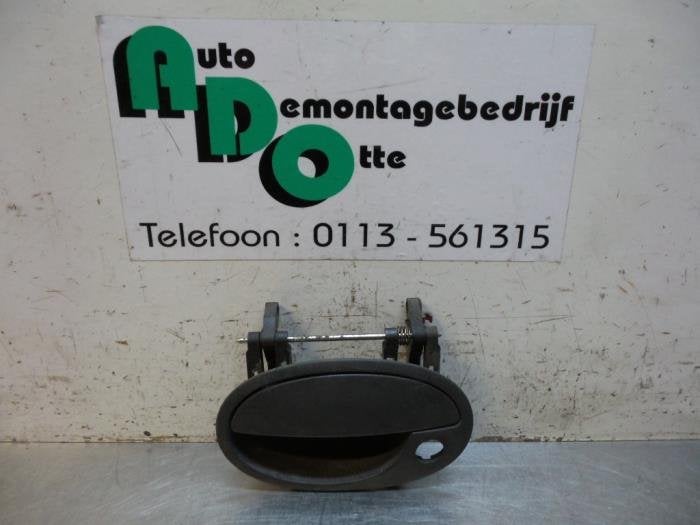 Poignée portière 4portes avant gauche d'un Opel Meriva (Me, Autos : Pièces & Accessoires, -, Opel, Utilisé, -