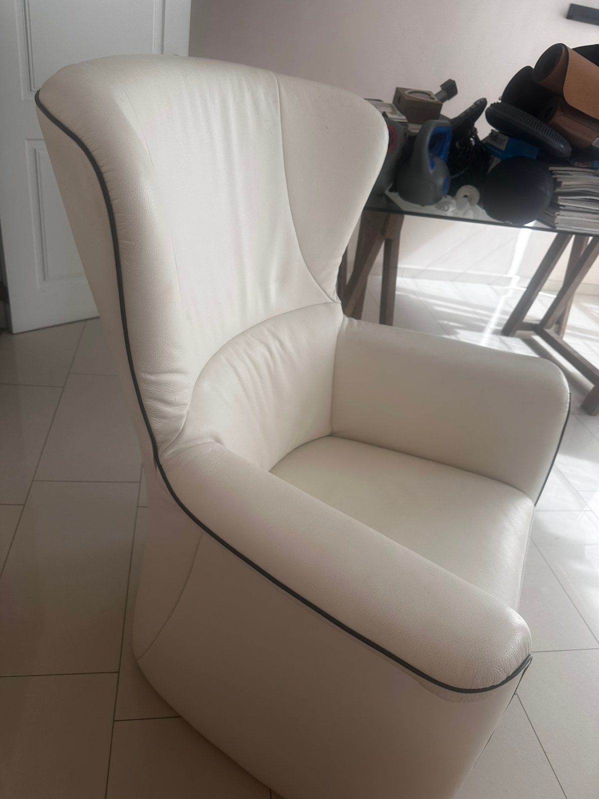 Fauteuil en cuir robuste blanc, Maison & Meubles, 75 à 100 cm, Comme neuf, Enlèvement, Cuir
