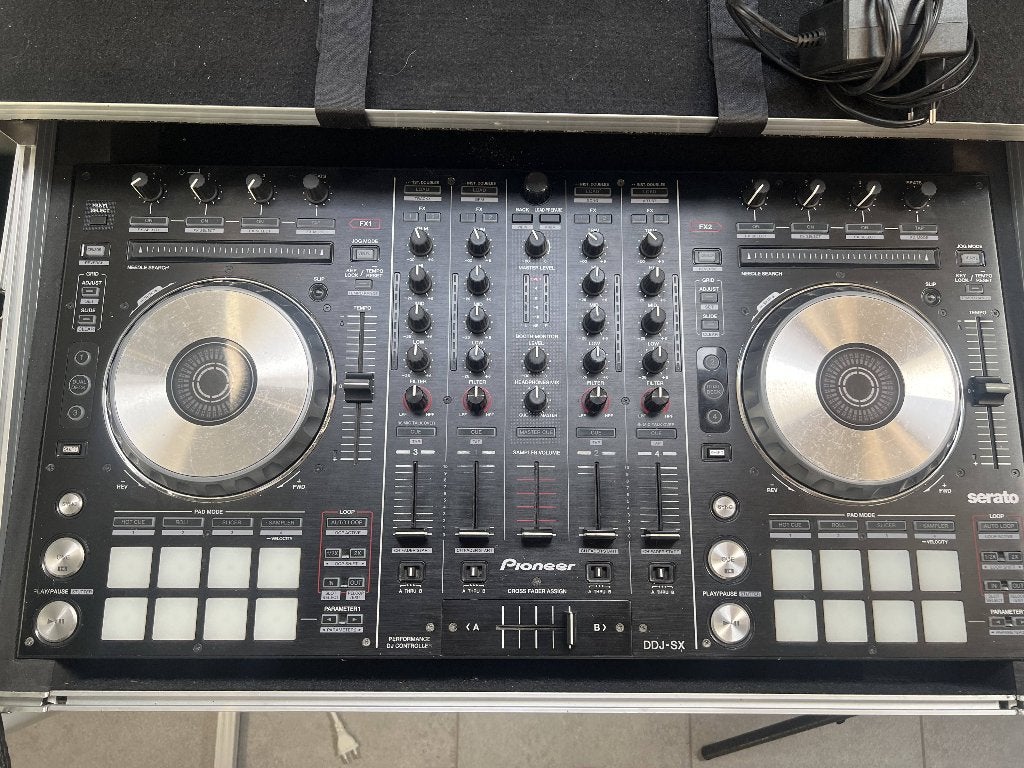 Pioneer DDJ-SX + Flightcase, Ophalen, Gebruikt, Dj-set, Pioneer