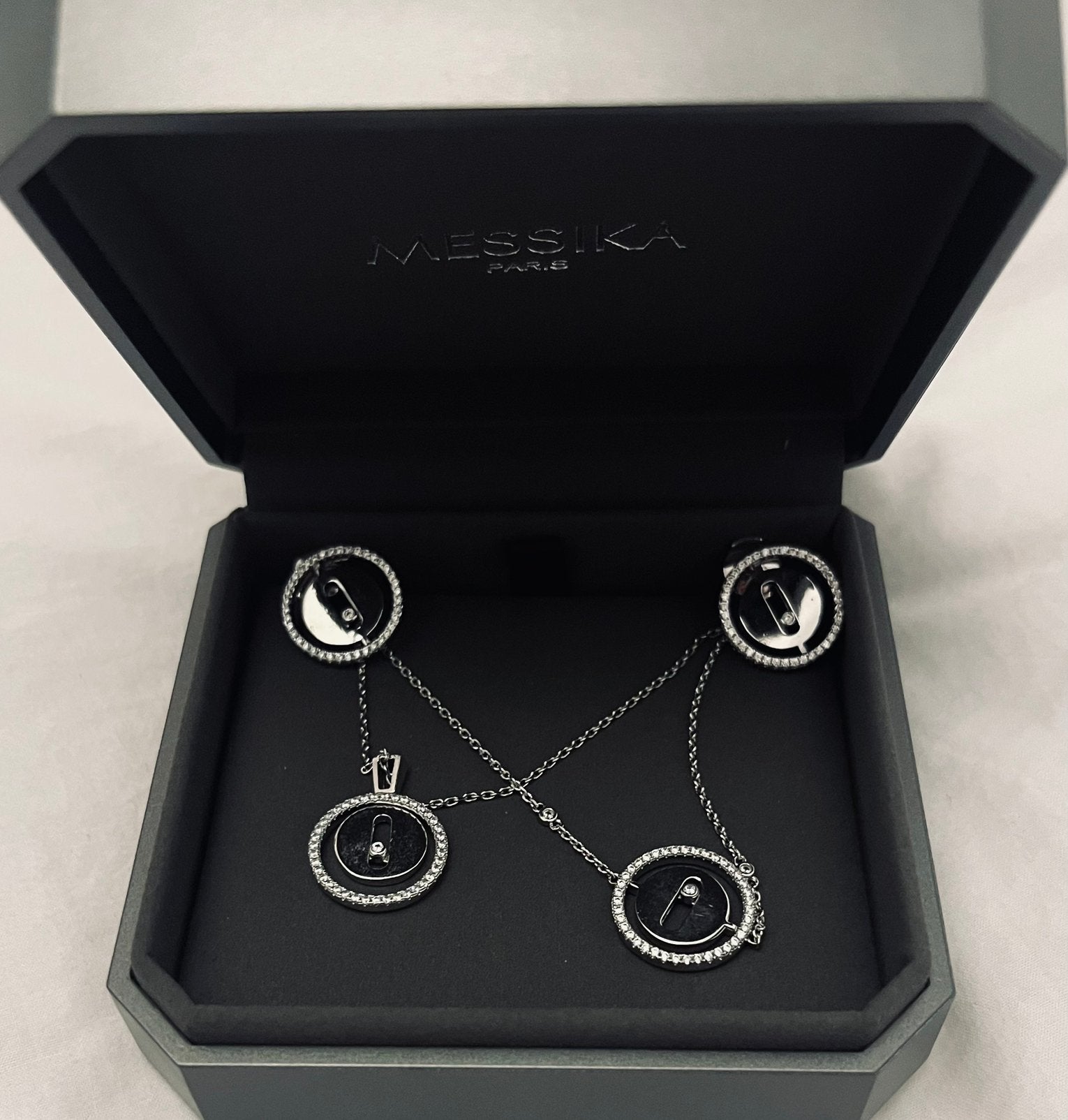 Zeer mooie setje, Handtassen en Accessoires, Ophalen of Verzenden, Nieuw, Zilver, Met strass