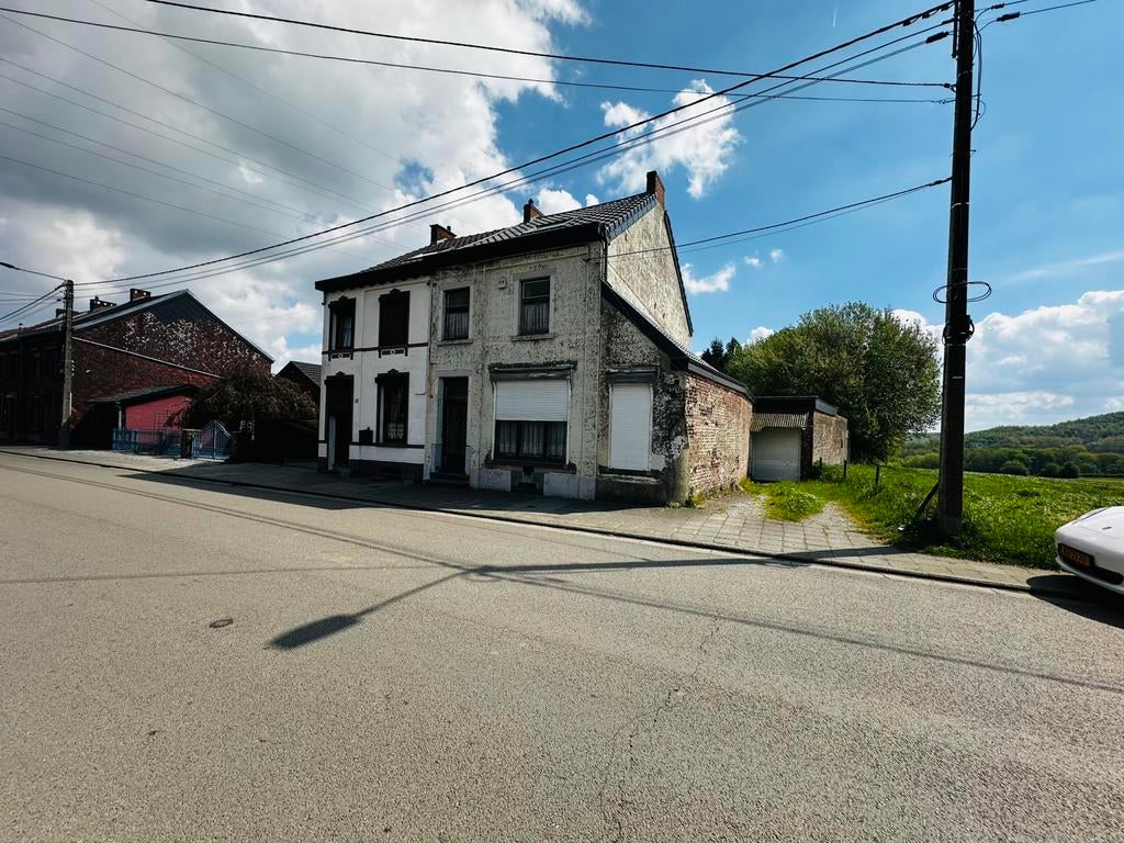 Maison 3 façades à rénover avec grand jardin à Courcelles, Immo, Maisons à vendre, Charleroi, Autres types, Ventes sans courtier