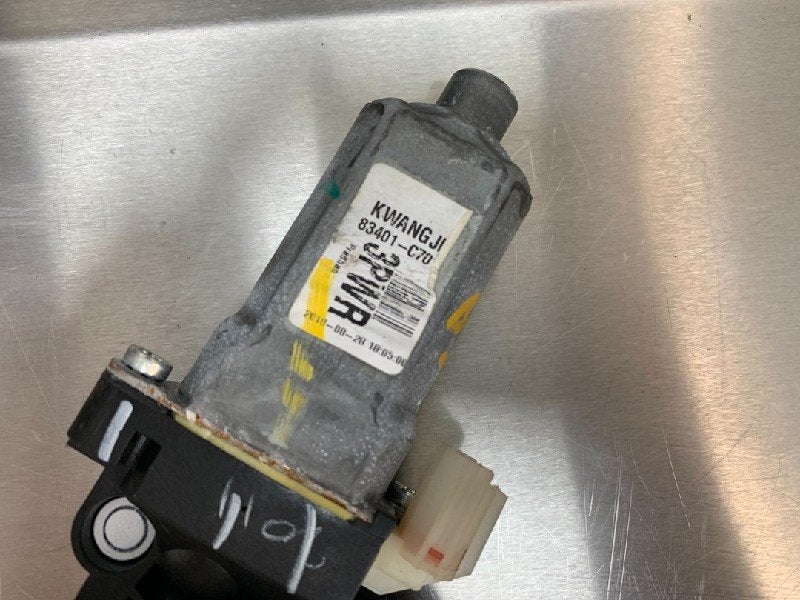 RAAMMECHANIEK LINKS ACHTER Hyundai i20 (GBB) (|82450C7000|), Robert Bosch AG, Gebruikt, Hyundai, Robert-Bosch-Allee 1
74232  Abstatt, DE