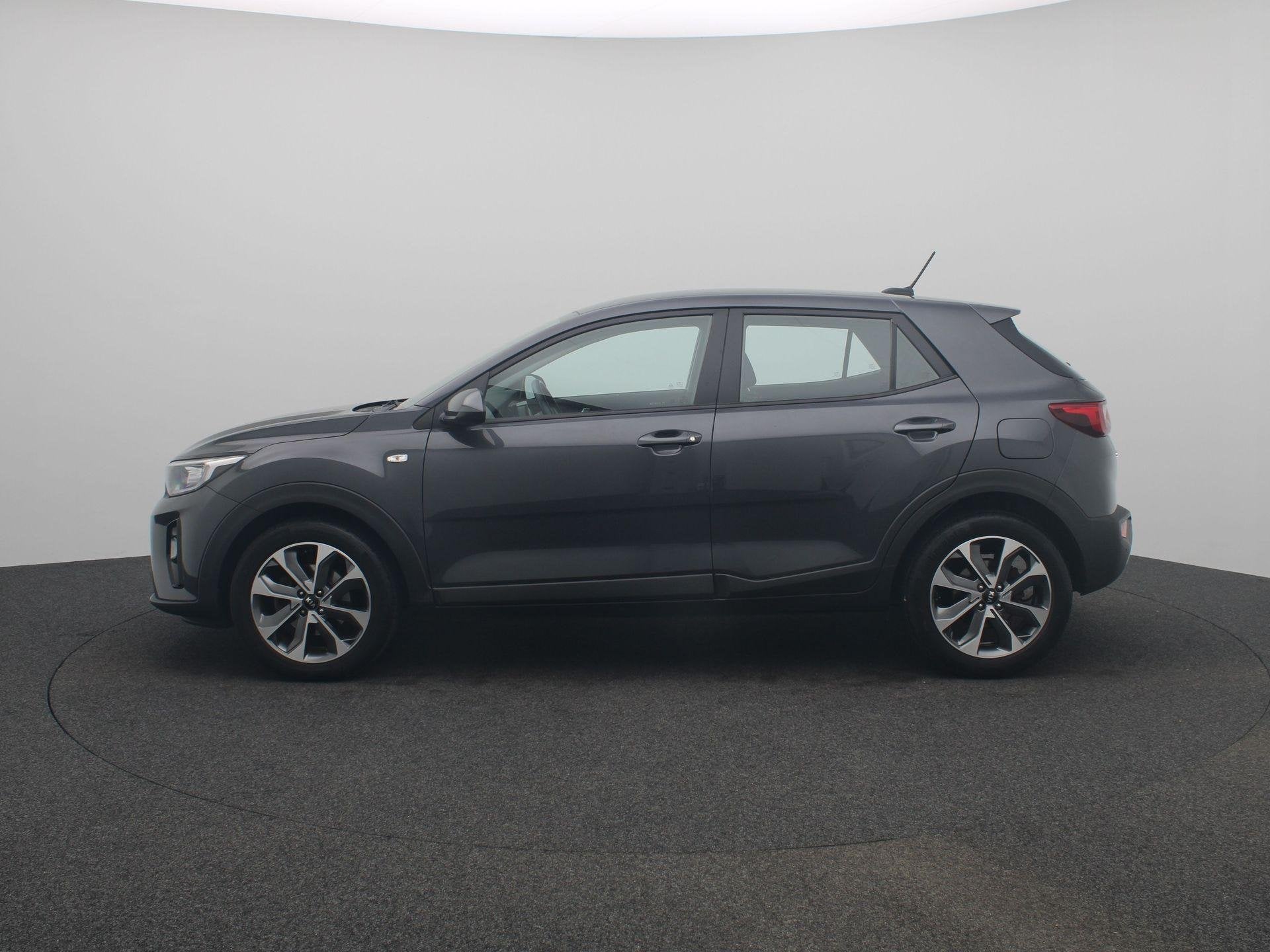 Kia Stonic 1.0 T 100 More verwacht, Autos, Argent ou Gris, 129 g/km, Entreprise, Boîte manuelle