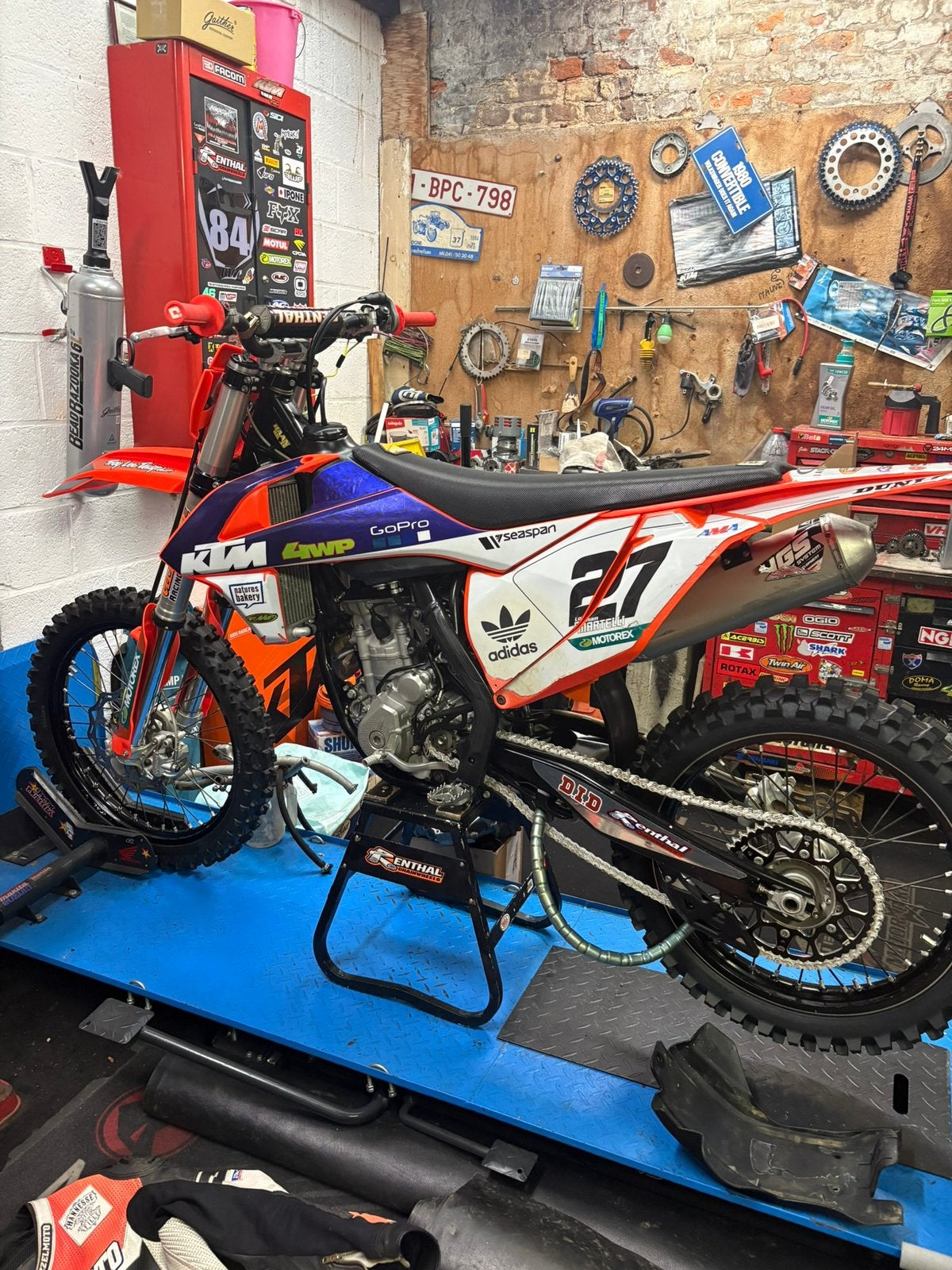 350 sxf, Motoren, Particulier, Handgeschakeld, 1 cilinder