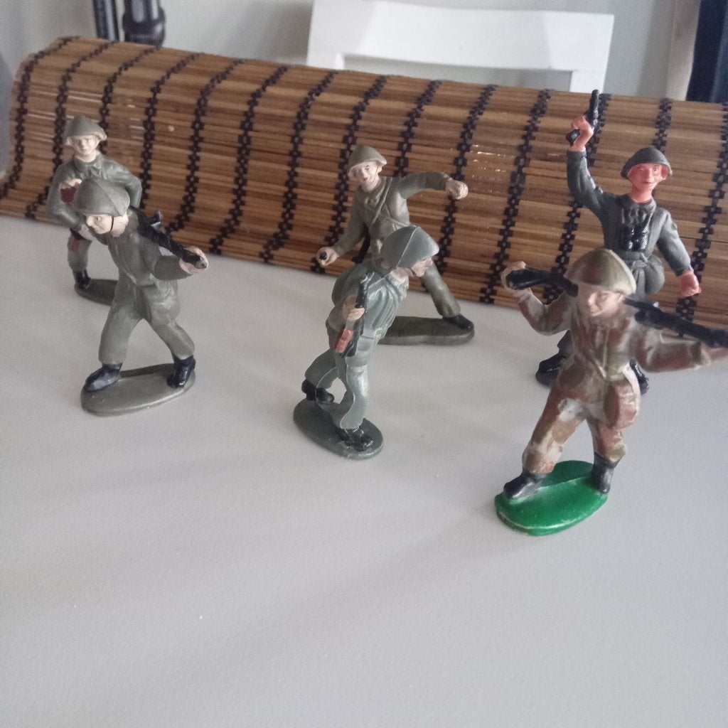 LOT RUSSISCHE SOLDATEN, Ophalen of Verzenden