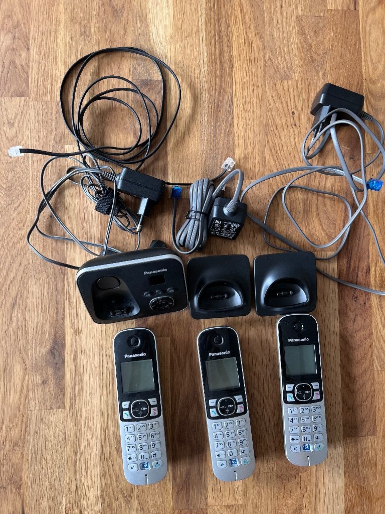Draadloze telefoon, Ophalen, Zo goed als nieuw, 3 handsets