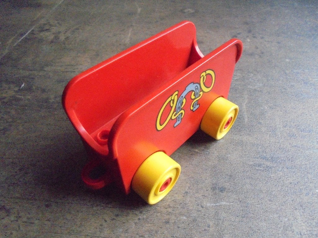 Lego Duplo Car Base 2x6 with Body Wagon (zie foto's) 2, Enlèvement ou Envoi, Utilisé, Briques en vrac, Duplo