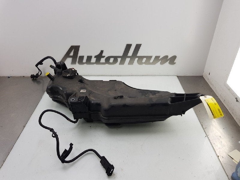 RESERVOIR ADBLUE Audi A3 Limousine (8VS / 8VM), Dhr. J. Ham, Administratie@autoham.nl, Audi, Utilisé