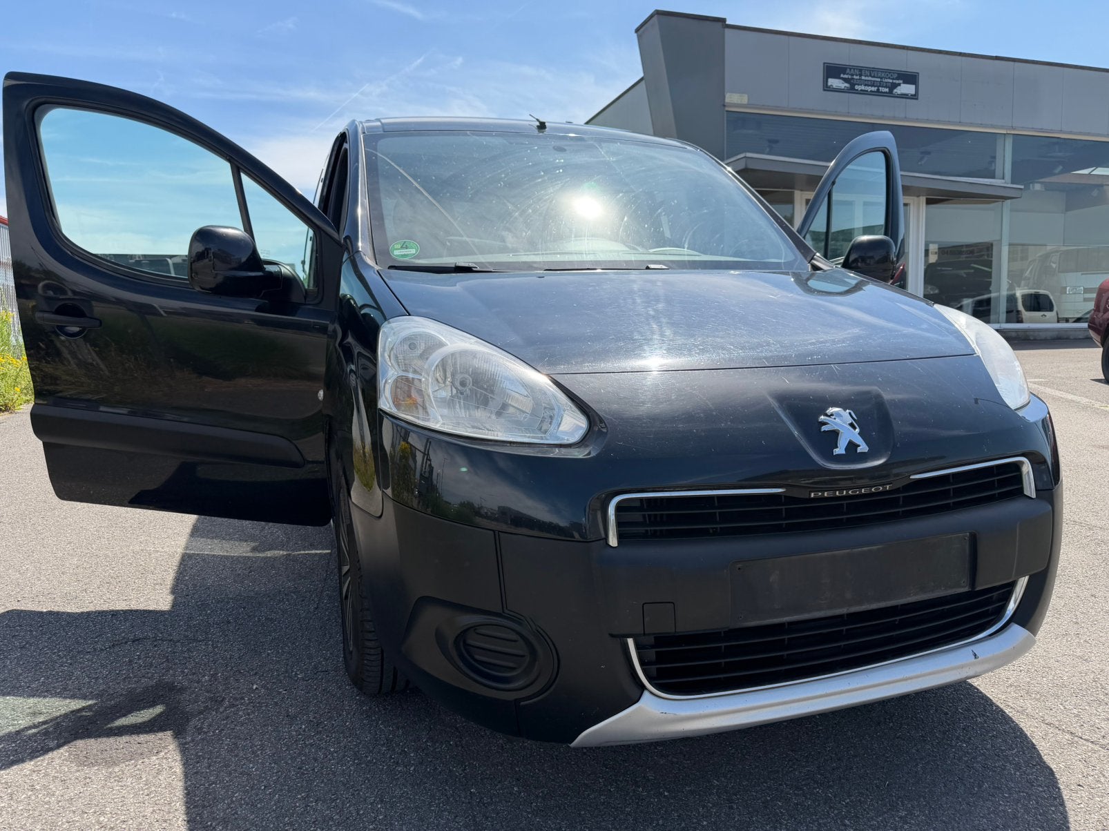 Peugeot partner tepe  1.6e HDi  Euro 5  Bouwjaar 06/11/2012, Euro 5, Elektrische ramen, Zwart, Bedrijf
