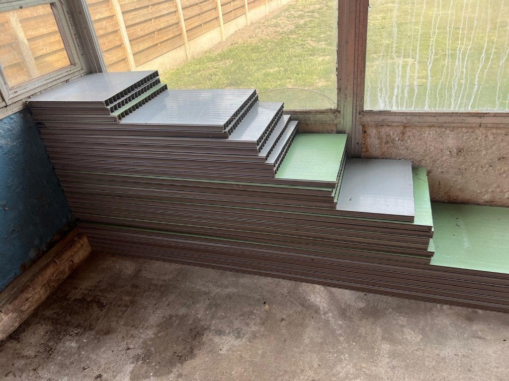 Hoogwaardige HDPE / PVC wandpanelen, Ophalen, Zo goed als nieuw, Overige materialen, 20 tot 50 mm