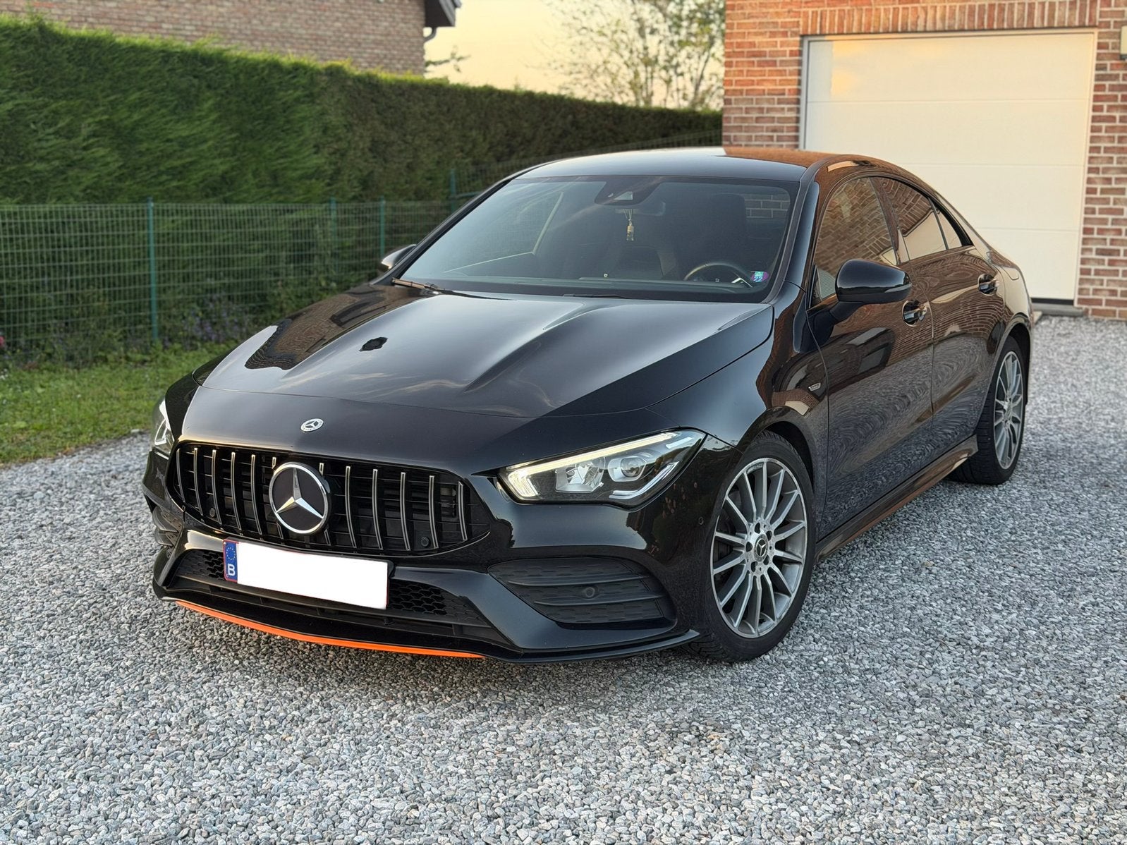Mercedes CLA 180d Edition rijstrookpak-amg Jaar 2019 euro 6d, Auto's, Mercedes-Benz, CLA, Zwart, 5 deurs, Particulier