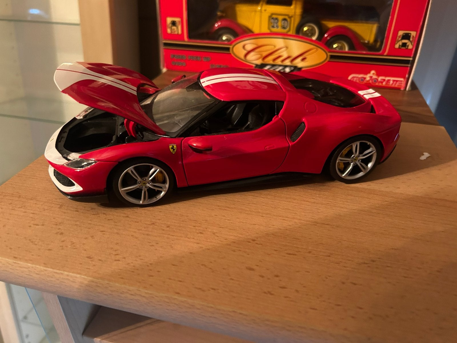 Ferrari 296 GT3, Enlèvement, Comme neuf