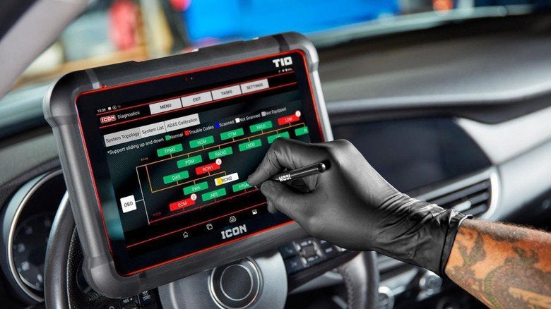 Auto Uitlezen & Foutcodes Wissen, Ophalen, Zo goed als nieuw