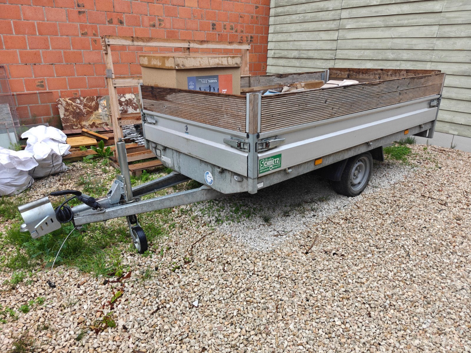 Hapert azure enkelas aanhangwagen (kan met B rijbewijs), Ophalen