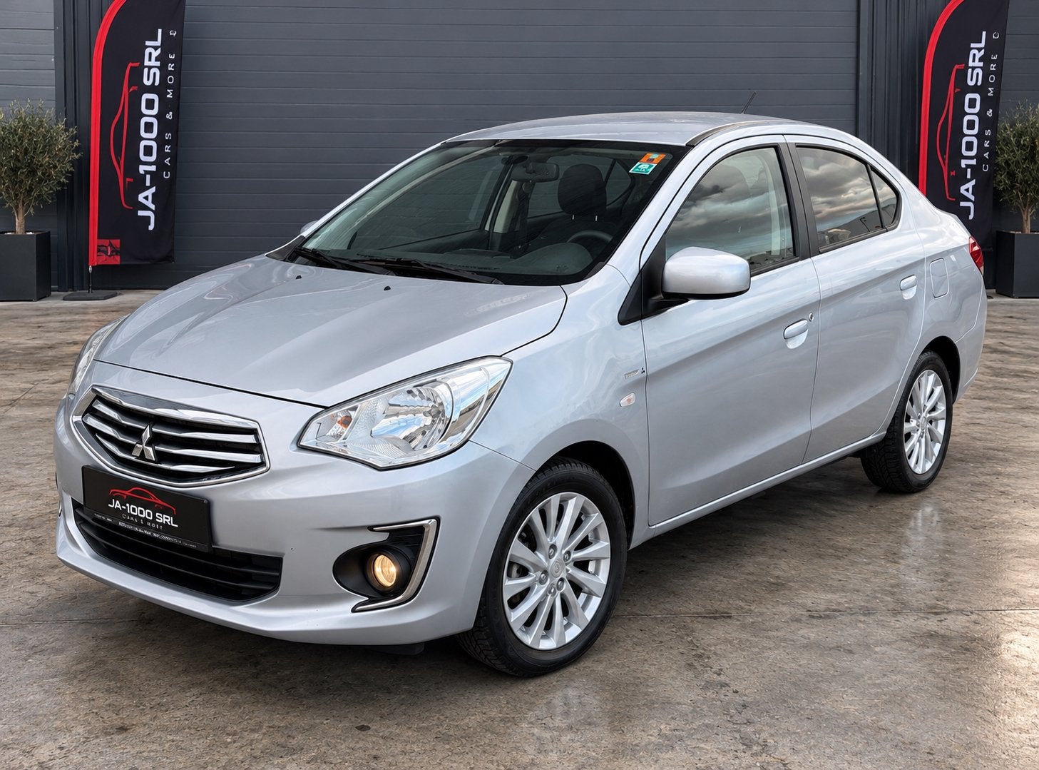 Mitsubishi Attrage  1.2 - Automatic - Airco - GARANTIE !!!, Autos, Ordinateur de bord, Achat, 4 portes, Entreprise
