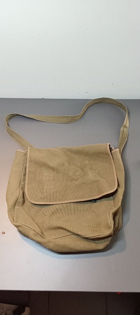 Sac de type musette militaire kaki, Collections, Enlèvement ou Envoi, Armée de terre, Vêtements ou Chaussures