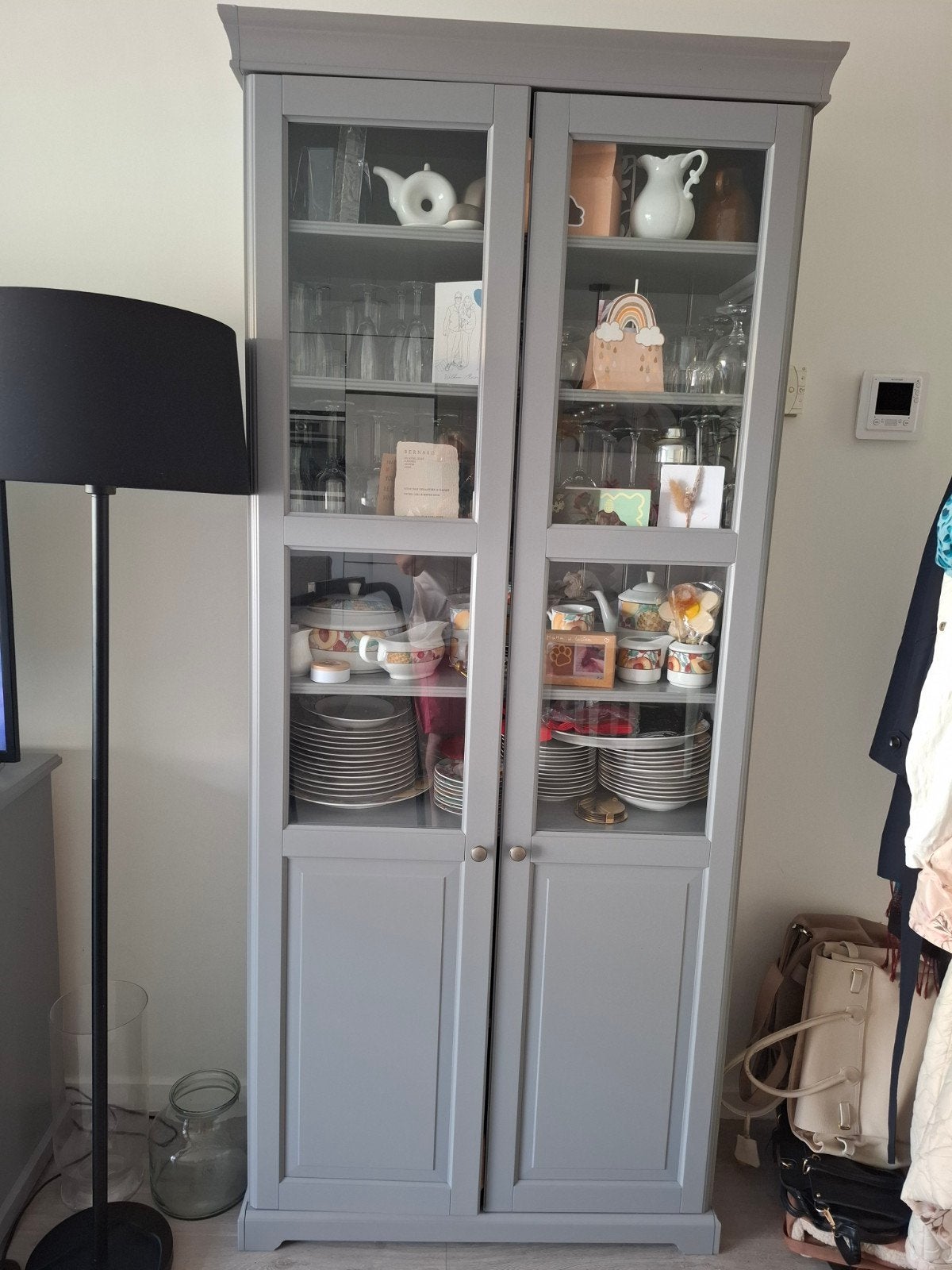 Grijze buffet en tv kast Ikea, Ophalen