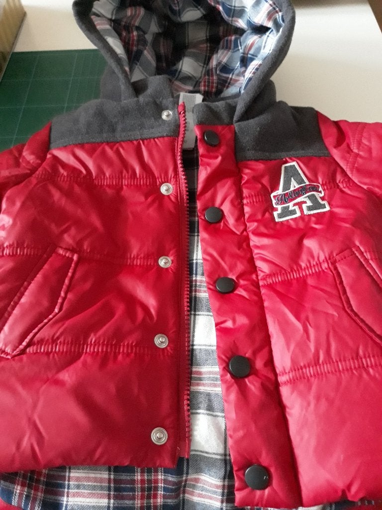 Veste d’hiver garçon rouge taille T80, Garçon, Comme neuf, Enlèvement, Manteau