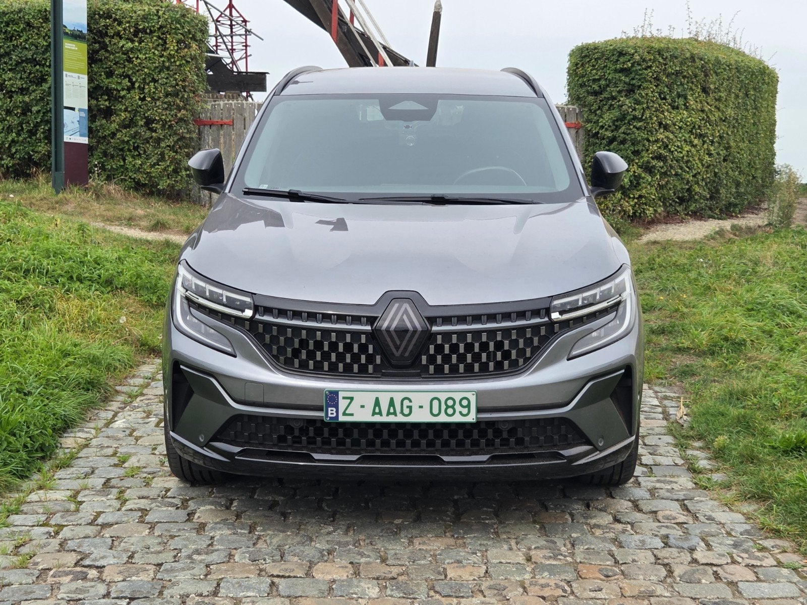 renault austral hybrid /Alpine uitvoering, Auto's, Leder, 5 zetels, 5 deurs, Dealer onderhouden