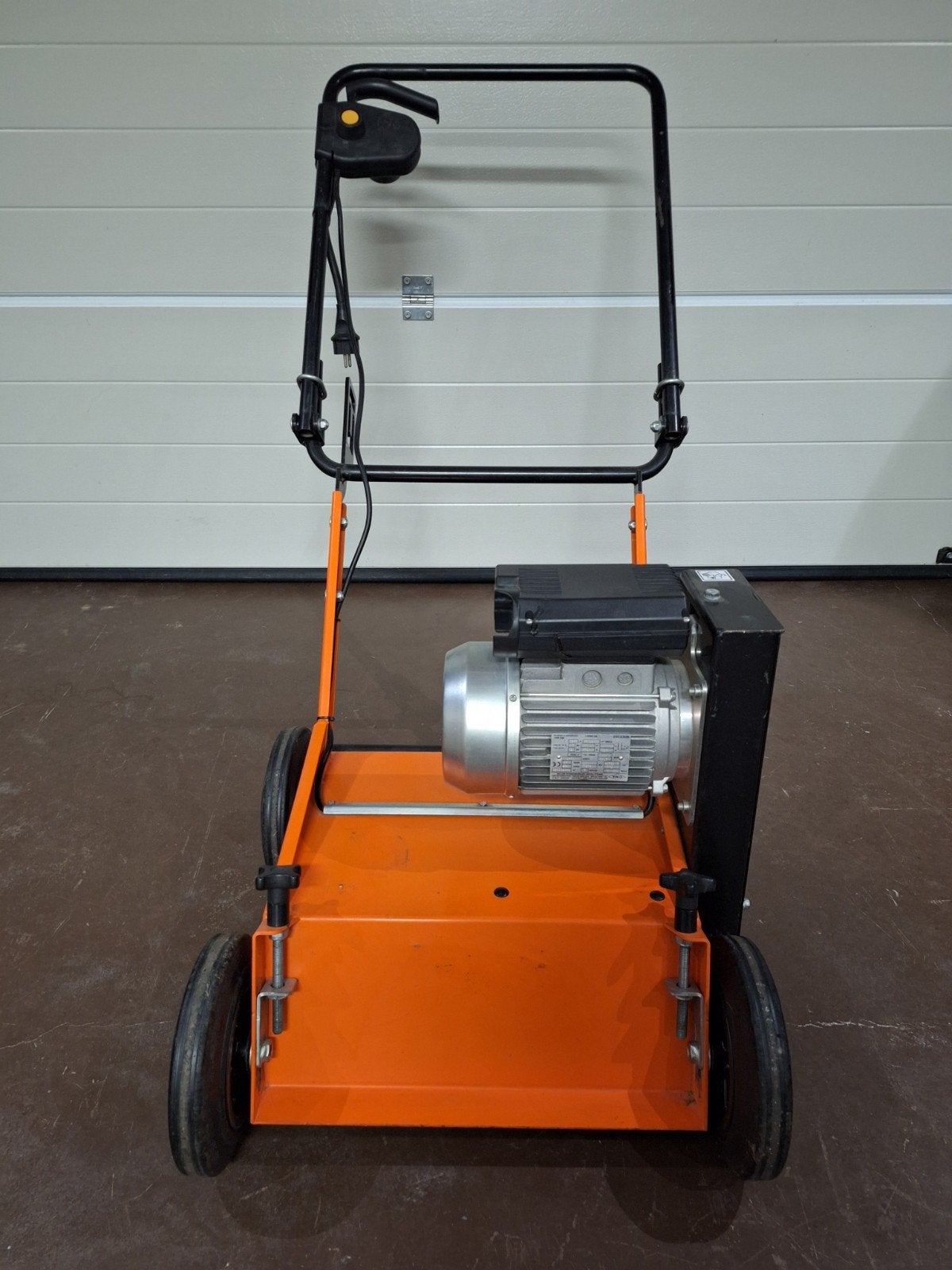 Eliet e401 VM verticuteermachine, Tuin en Terras, Ophalen