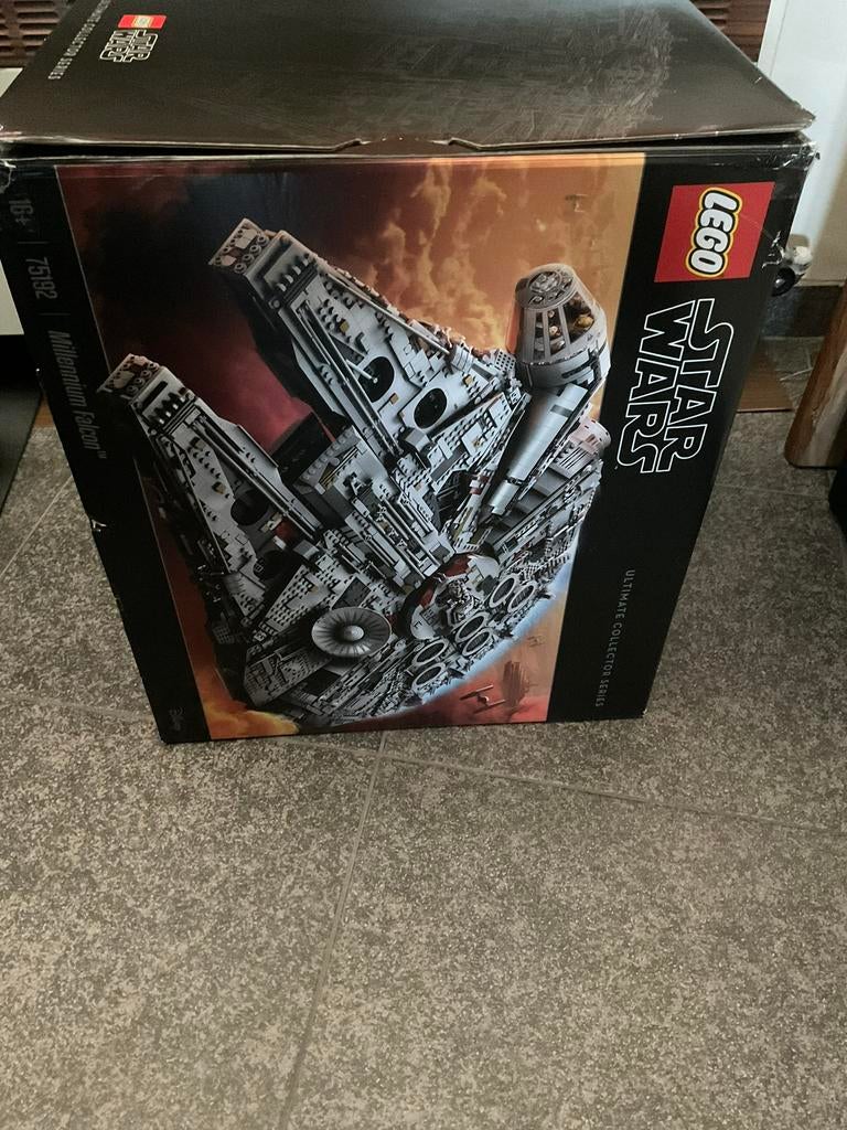 Lego millenium falcon 75192, Ophalen, Zo goed als nieuw
