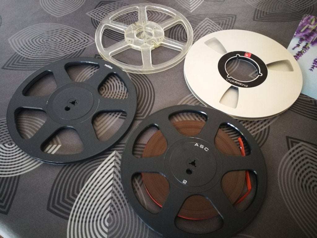 4 grote spoelen voor bandrecorder, Audio, Tv en Foto, Ophalen, Bandrecorder