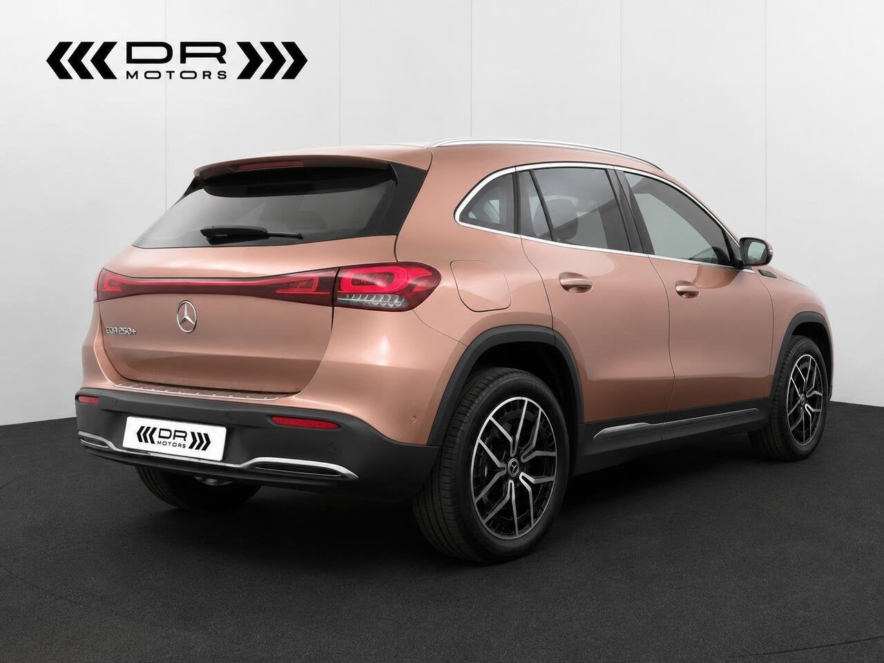 Mercedes-Benz EQA 250 AMG LINE - DISTRONIC - CAMERA - LED -, Zwart, 0 kg, https://public.car-pass.be/vhr/0d504247-9519-40d1-82af-0cac3692aa4c