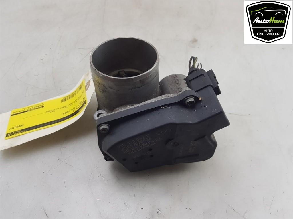 BOITIER PAPILLON Volkswagen Golf V (1K1) (02-2001/12-2010), Utilisé, Volkswagen
