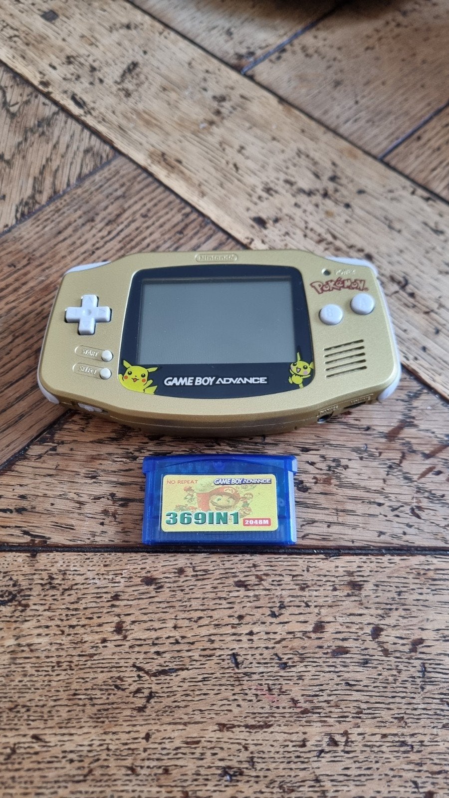 Gameboy advance + cartouche  Gameboy advance  avec 369 jeux, Consoles de jeu & Jeux vidéo, Enlèvement