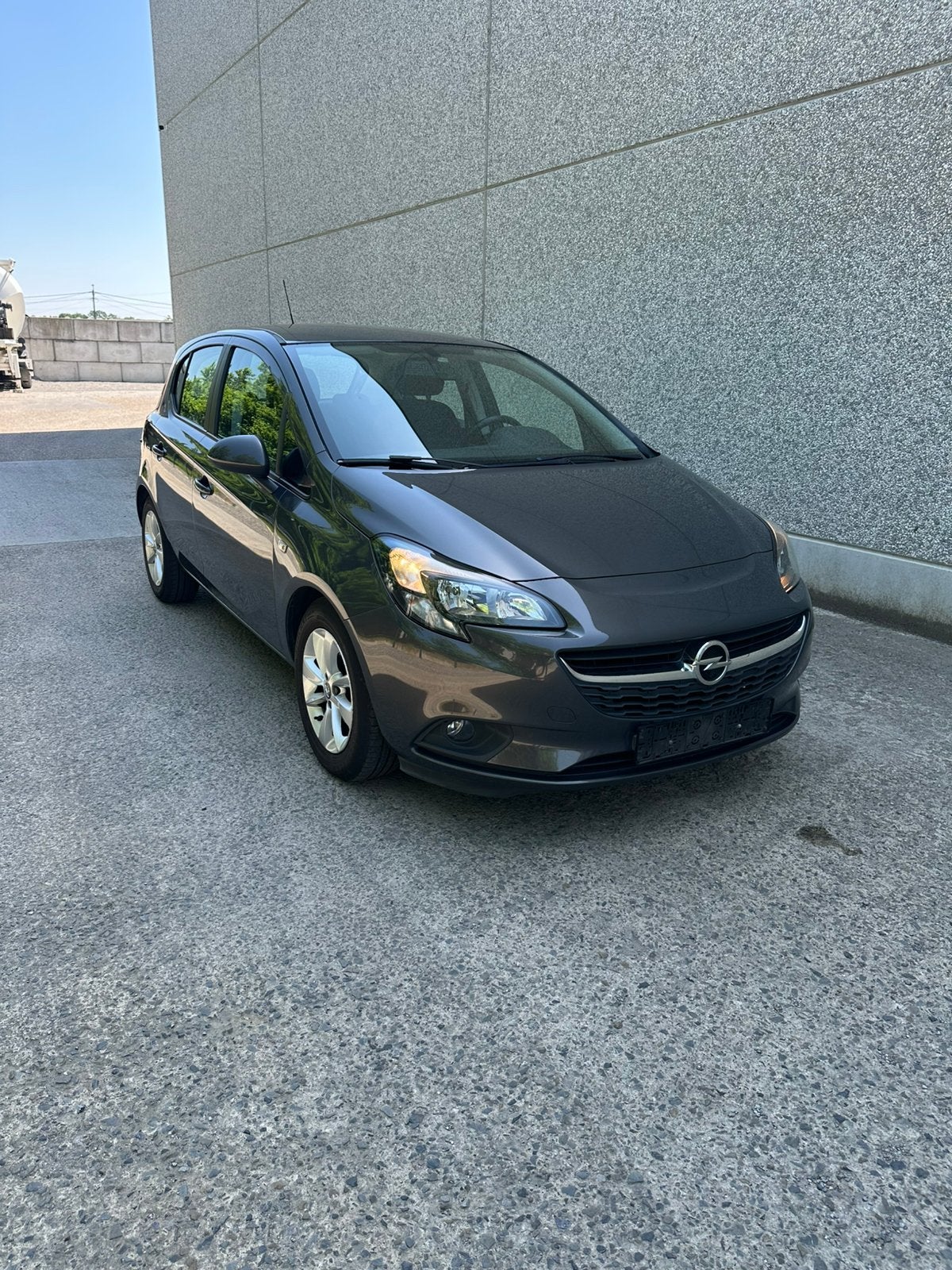 Opel corsa gekeurd carpas benzine, Auto's, Euro 6, Bruin, Handgeschakeld, 5 deurs