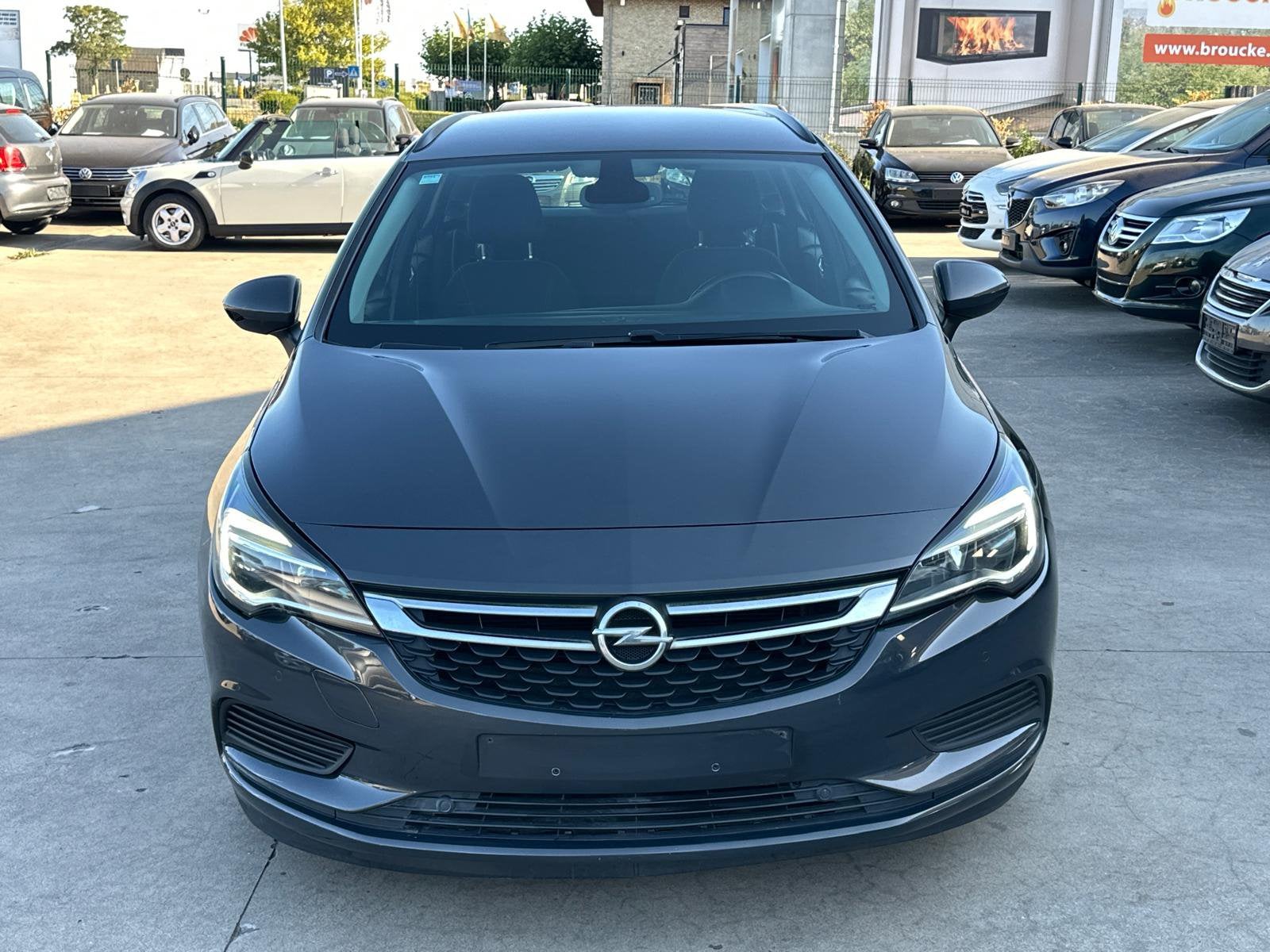 Opel Astra 1.6L Diesel 2016 Euro 6b, Auto's, Euro 6, Adaptieve lichten, Bedrijf, 81 kW