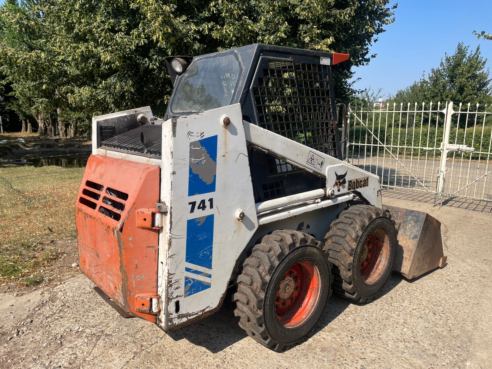 Bobcat 741, Enlèvement, Autre, Transport