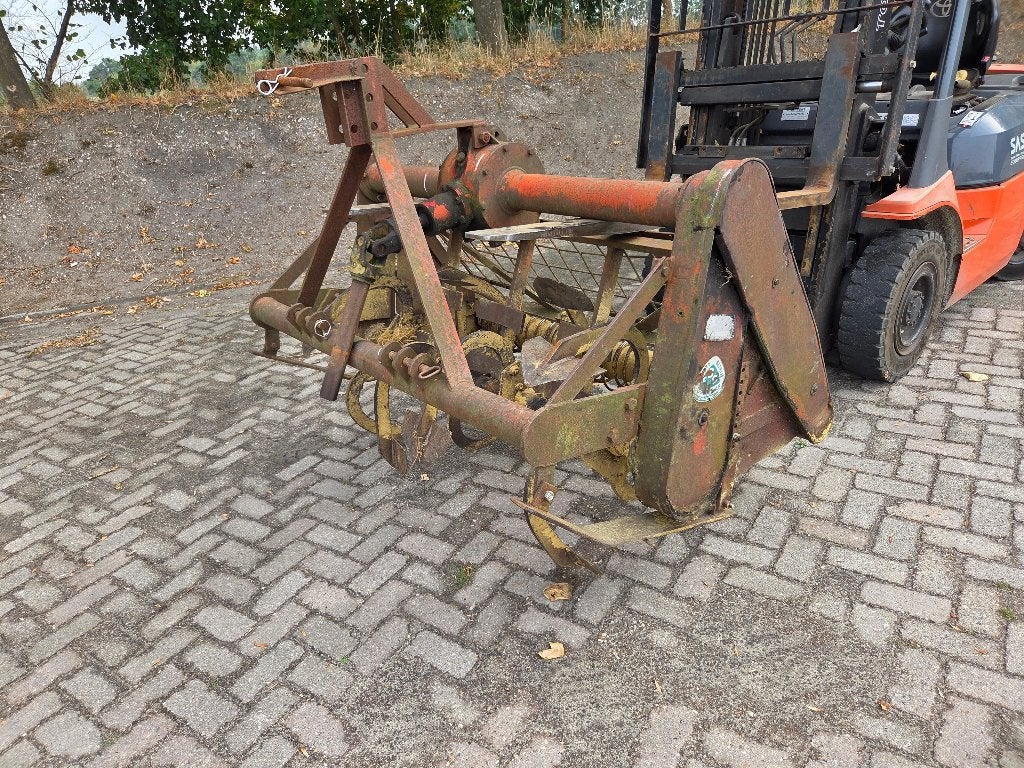 SBO spitmachine. Met eggerol. Werkbreedte 1.40 meter., Ophalen, Gebruikt