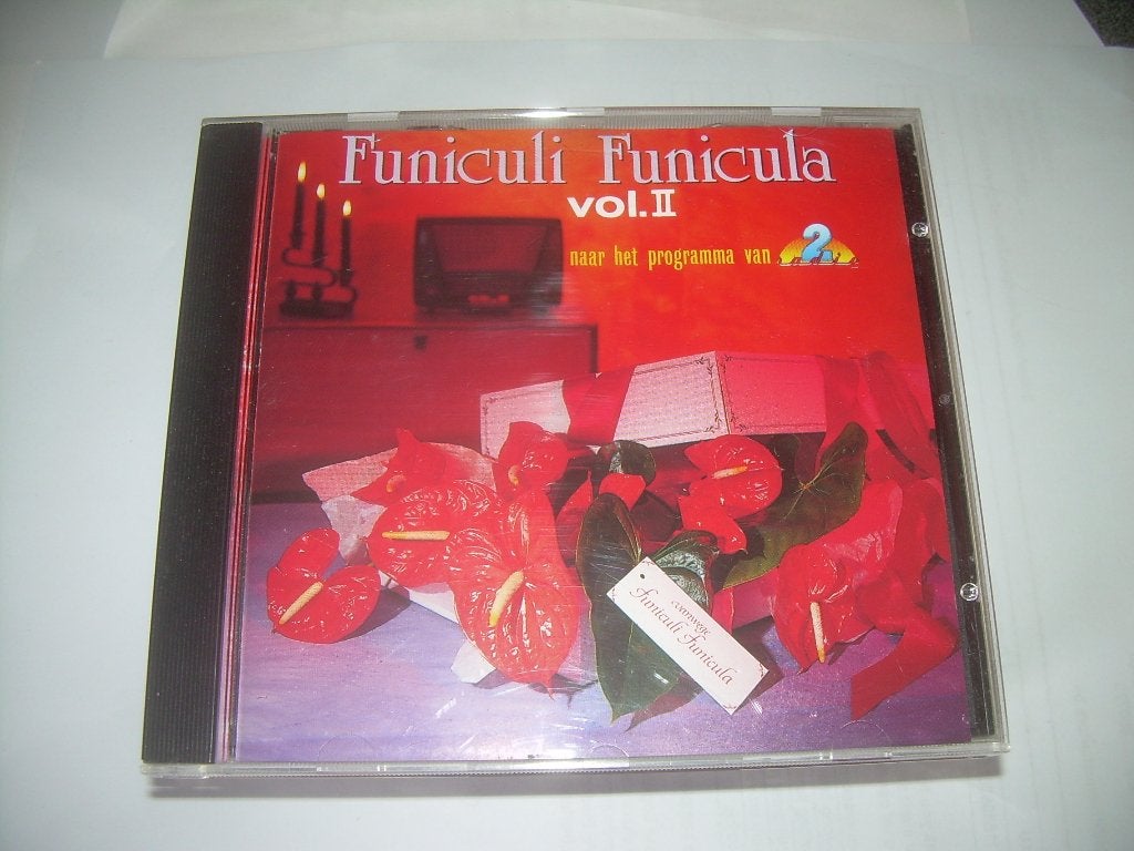 CD - RADIO 2 - FUNICULI FUNICULA - vol 2, Wereldmuziek, Ophalen of Verzenden, Zo goed als nieuw, Eerste persing