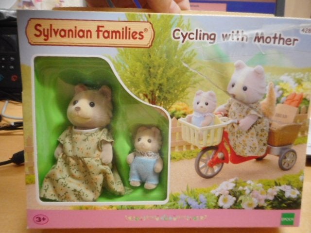 Sylvanian Families Cycling with Mother, Kinderen en Baby's, Speelgoed | Educatief en Creatief, Ophalen of Verzenden, Nieuw