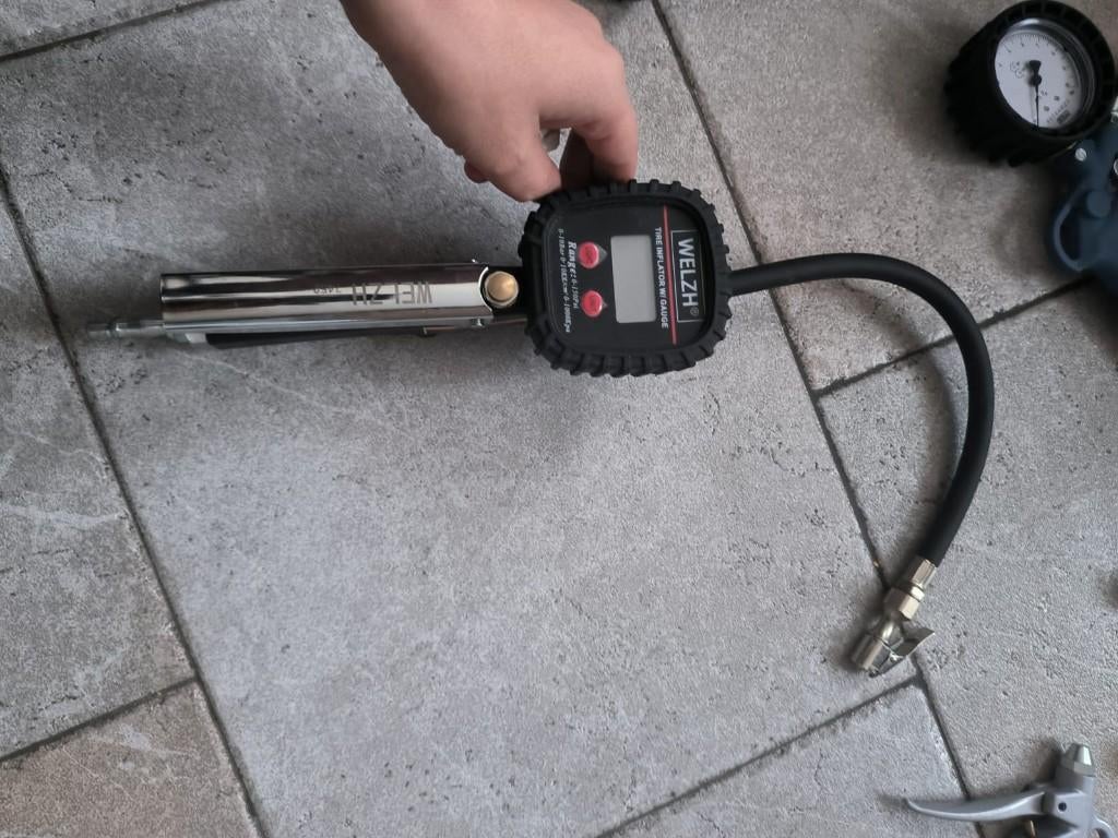 Digitale bandenpomp - Auto MM, Ophalen, Nieuw, Personenwagen